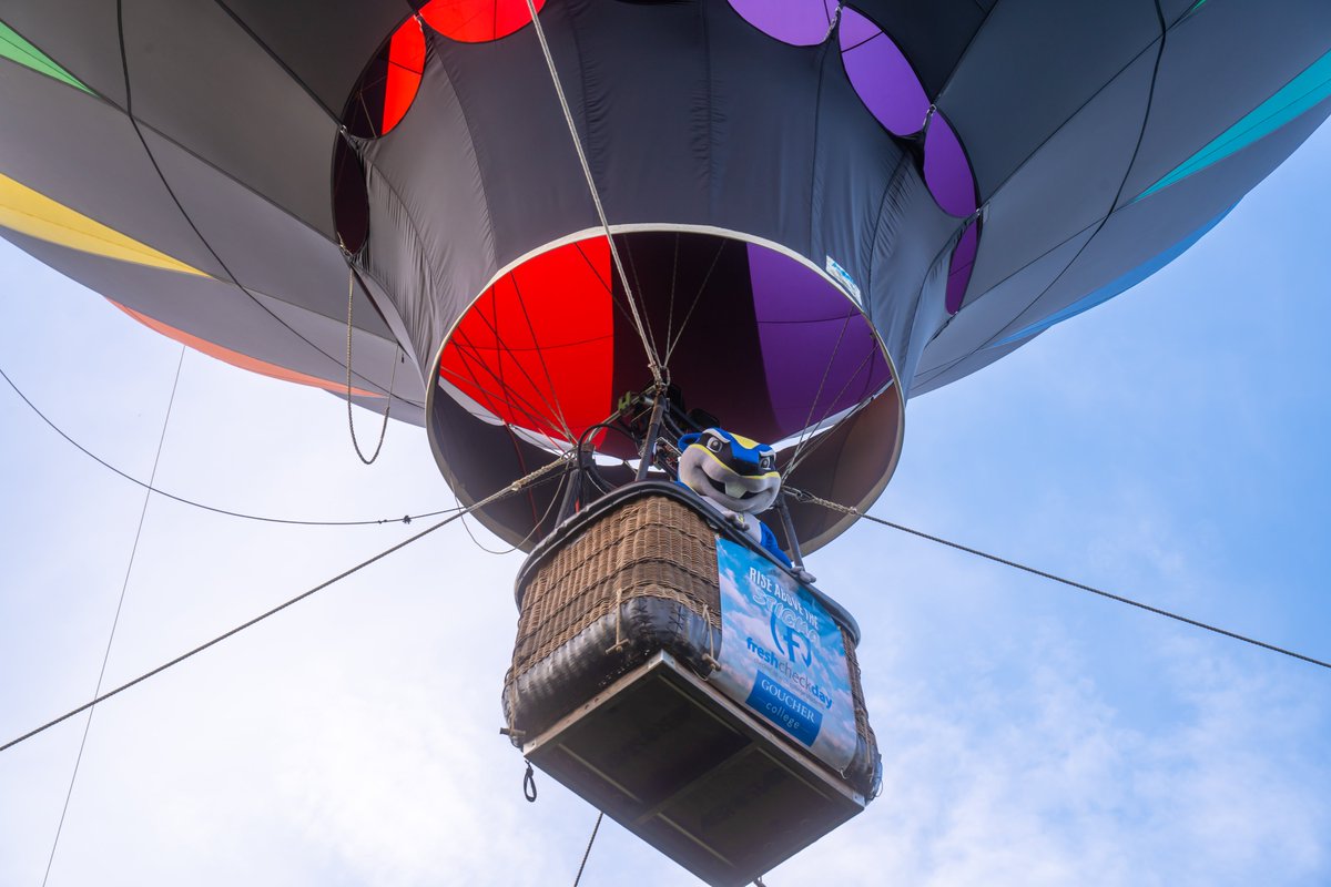 gouchercollege's tweet image. May 1 is enrollment day!

Admitted students should submit their deposit by May 1 to officially enroll at Goucher College and reach new heights.

goucher.edu/become/admitte…

#GoucherCollege #DecisionDay #May1 #CollegeDecision #Classof2030