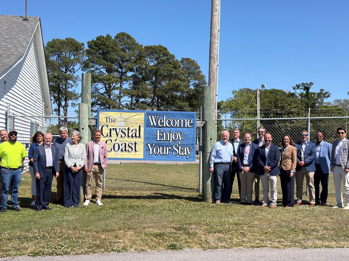 NCAviation's tweet photo. The Airport Vision and Partnership Tour continues.

Division of Aviation staff visited the Pitt-Greenville Airport, Michael J. Smith Field, and Washington-Warren Airport. This marks 21 successful airport tours, which will continue through the summer to strengthen partnerships. https://t.co/5QgLLHrVX3