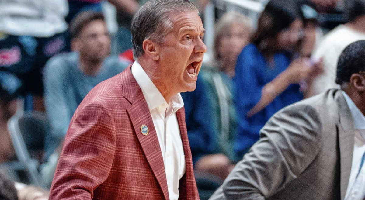 allhogsnow's tweet image. Whether @RazorbackMBB is stubborn, genius, or broke, Calipari bucks current trends, bets entire house freshmen can stand up to grown men.

@SEC @SECNetwork @SInow @ArkRazorbacks 
#WPS #Arkansas
➡️ si.com/college/arkans…