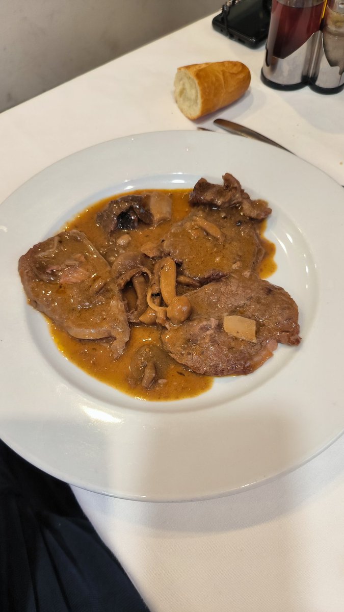 Josep71190829's tweet photo. @esmorzarpopular @esmorzador @esmorzadores @Gastronomiaycia 
#Restaurant El Rebost d'Hostafrancs https://t.co/JrP2Xlo9e9