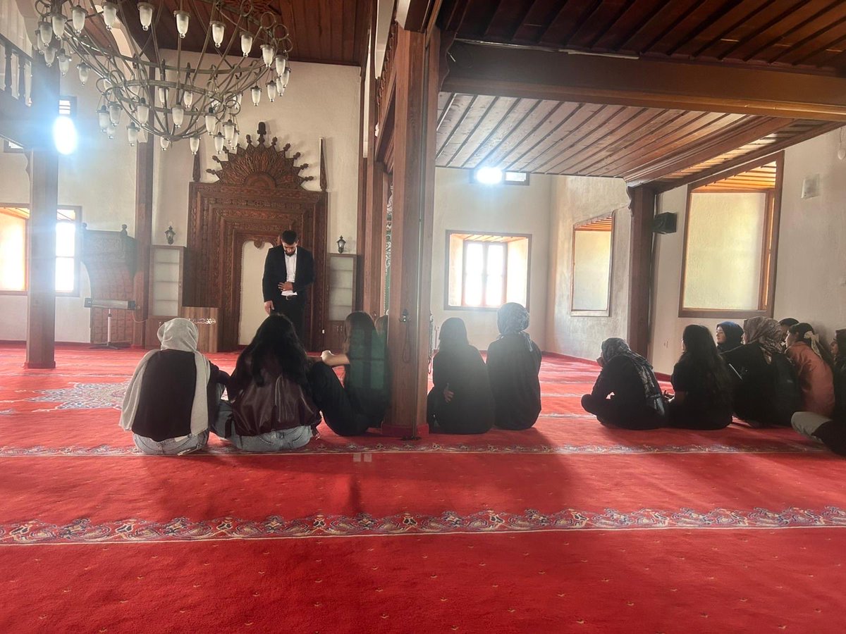 akkisecpl's tweet photo. #ÇEDES Cami Şenliği https://t.co/Z206p4FiPA