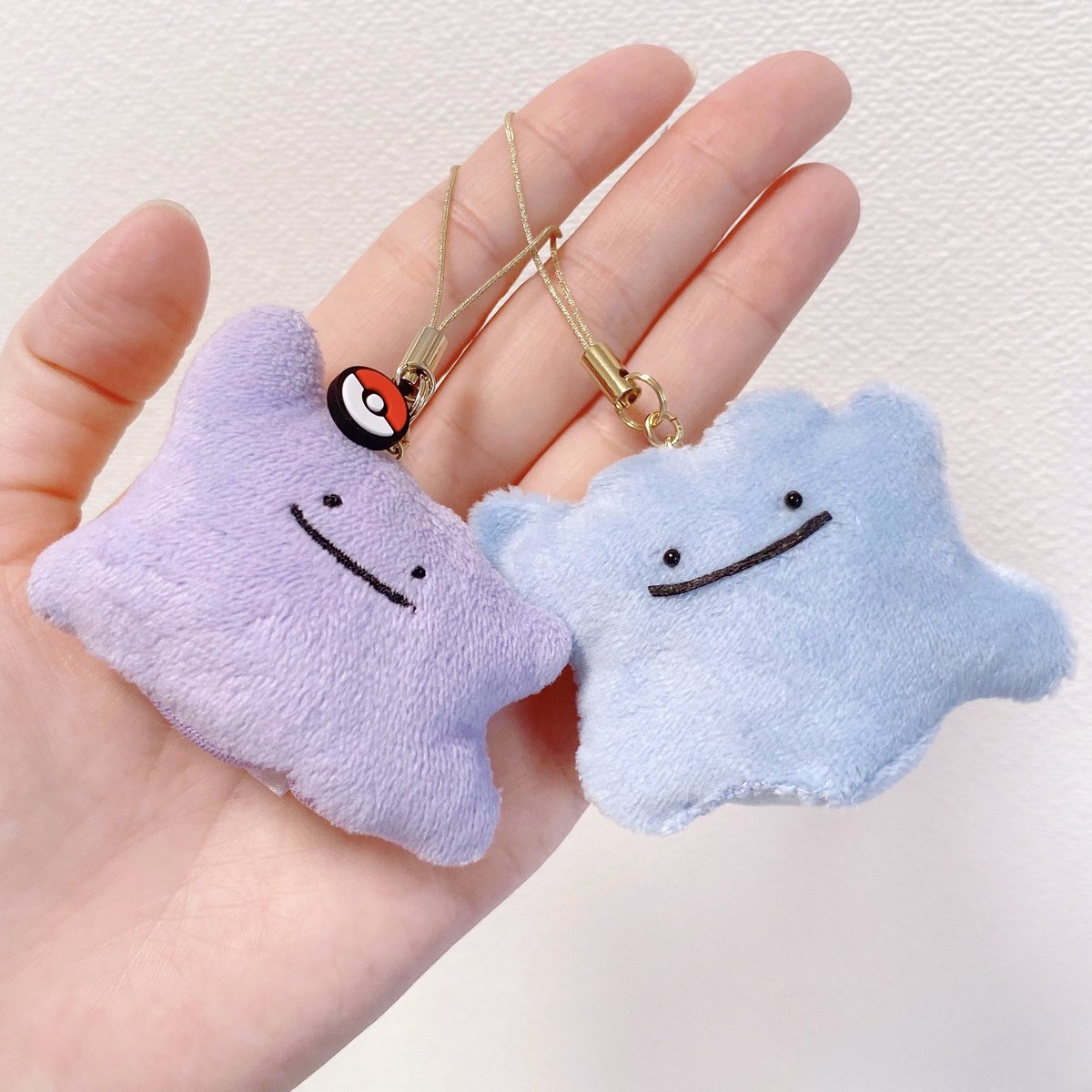 色ちがい双子メタモン大好きすぎていろんな大きさの作ったよ⟆͟ ⸝⸝ᐢ_ ̫ _ᐢ⸝⸝ 𑁤💜🩵