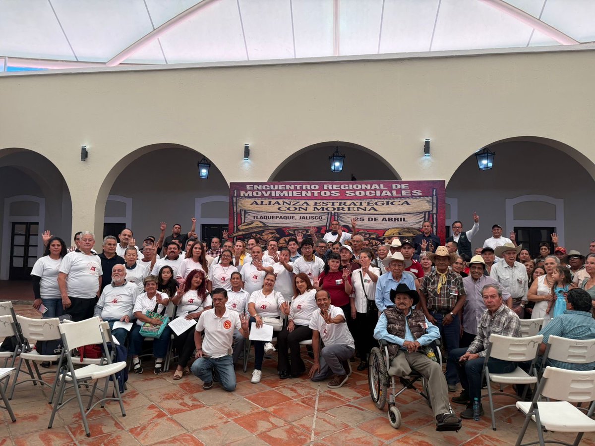 MovsConMorena's tweet photo. Encuentro regional en Tlaquepaque, Jalisco | 25 de abril

Así se fortalece una agenda que nace del pueblo y para el pueblo, con los Movimientos Sociales con Morena  junto a @PartidoMorenaMx. 

#MovimientosSociales #AlianzaPorLaTransformación https://t.co/gT9O9Vvfeb