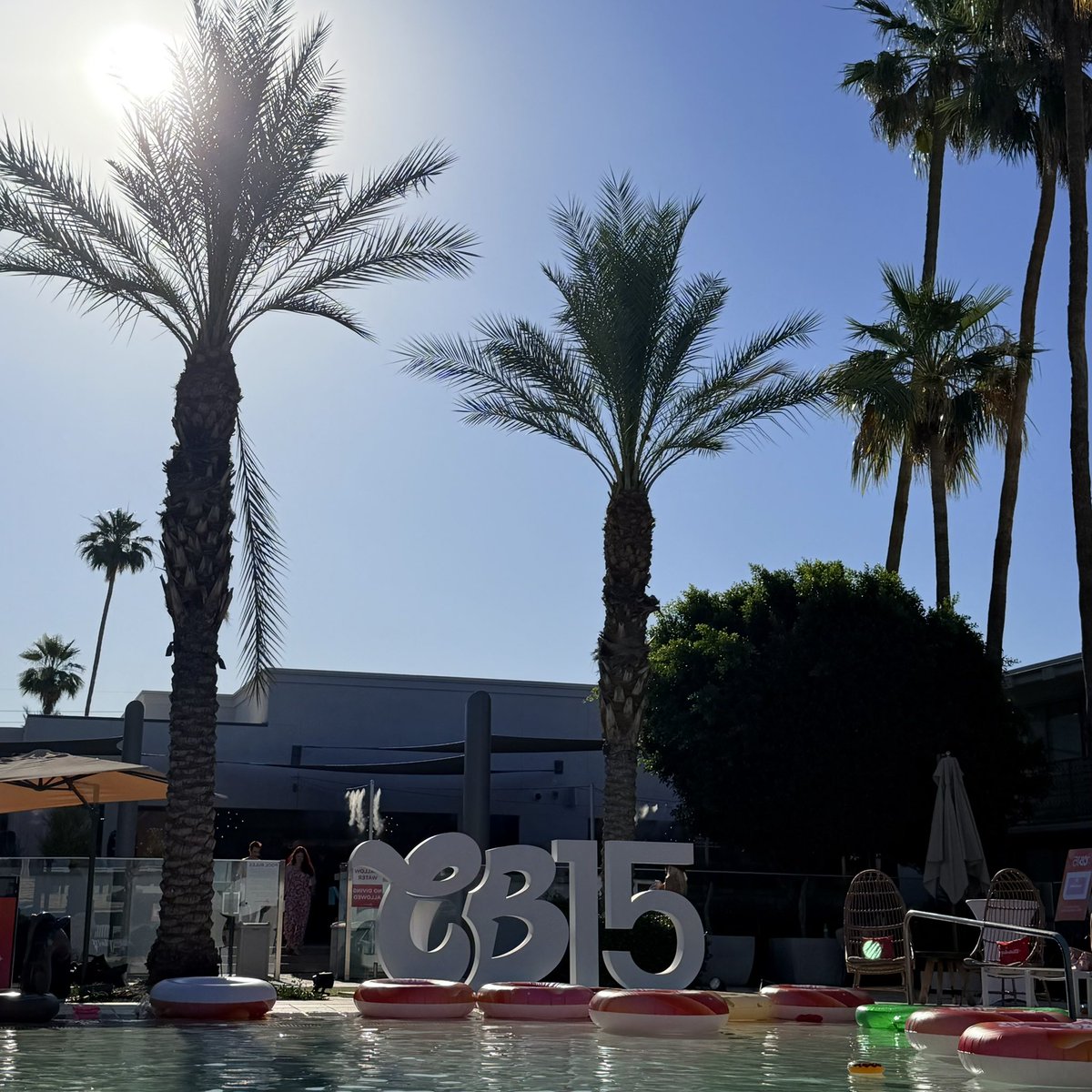 Olive_You_'s tweet image. Please take me back to the Arizona heat ☀️🌵
It’s snowing here today in Colorado ❄️ 
#CB15 #RoadTrip