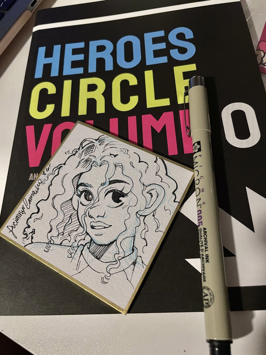 Lucy🇩🇴 🔜 Making Shojo Manga! tweet media