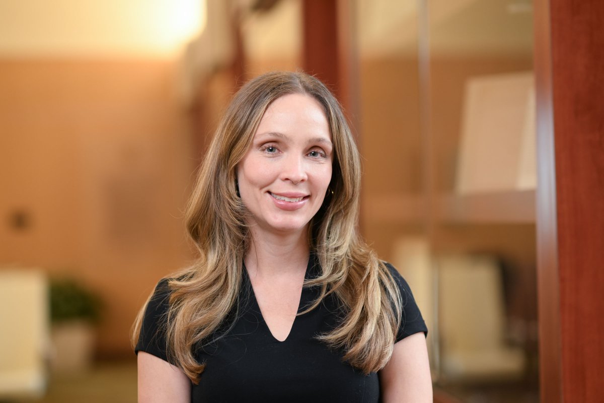 UABSON's tweet photo. UABSON Associate Professor Emma Kay is co‑leading a six‑year, $5.3 million @NIDAnews grant to conduct a trial assessing whether individuals with substance use disorders can reduce fentanyl overdose risk by testing substances before use.

Read more: https://t.co/BeLcFBM6hX https://t.co/zcJmq8GBFH