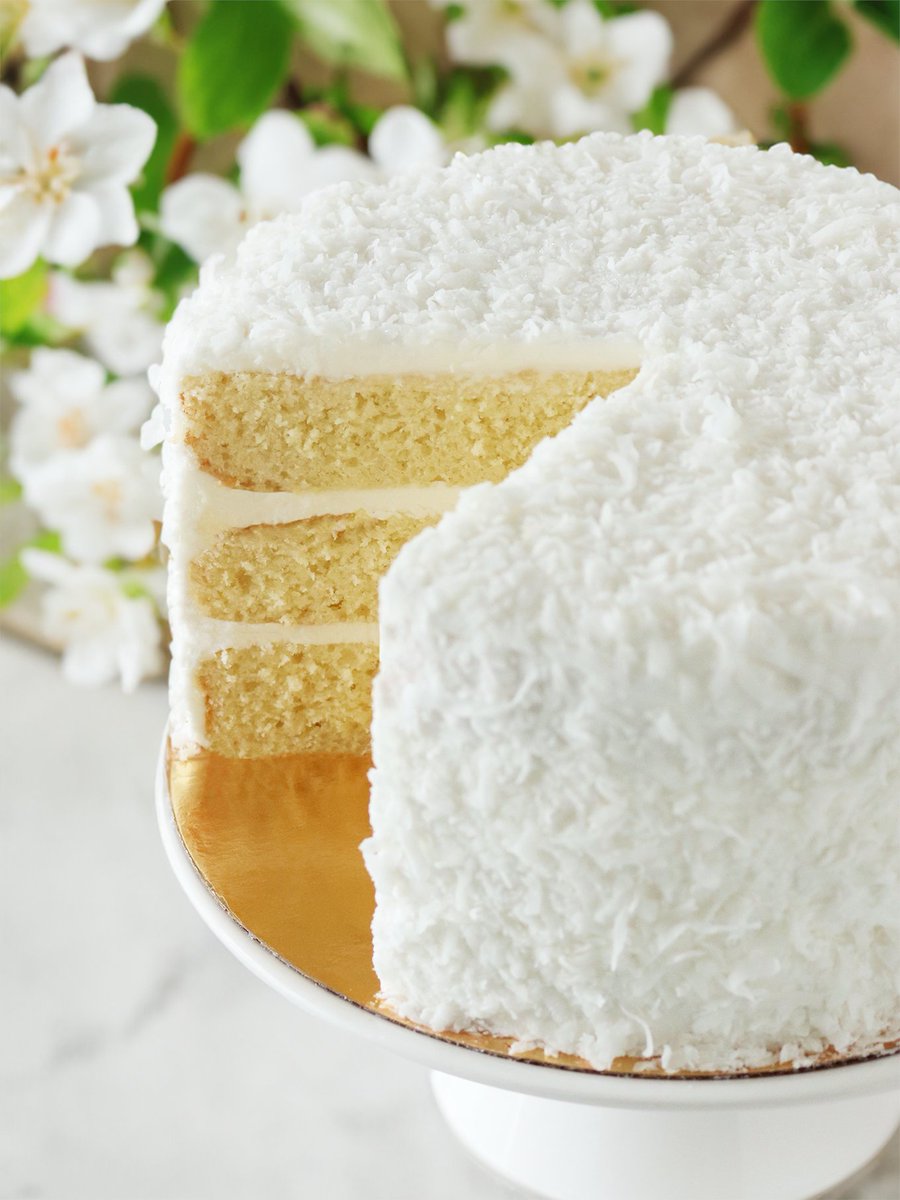 Mother’s Day countdown: only a few weeks left! 

Treat Mom to our Coconut Layer Cake, because she deserves cake that’s as sweet as she is (and you get to eat some too): savannahcandy.com/products/cocon…

#mothersday #mothersdaygifts #southernbaking