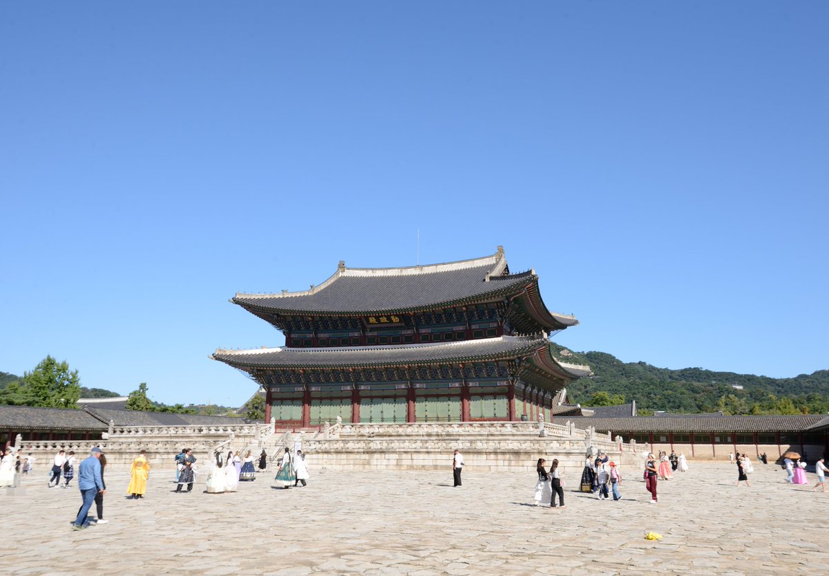PzKpfwI 판처 tweet media