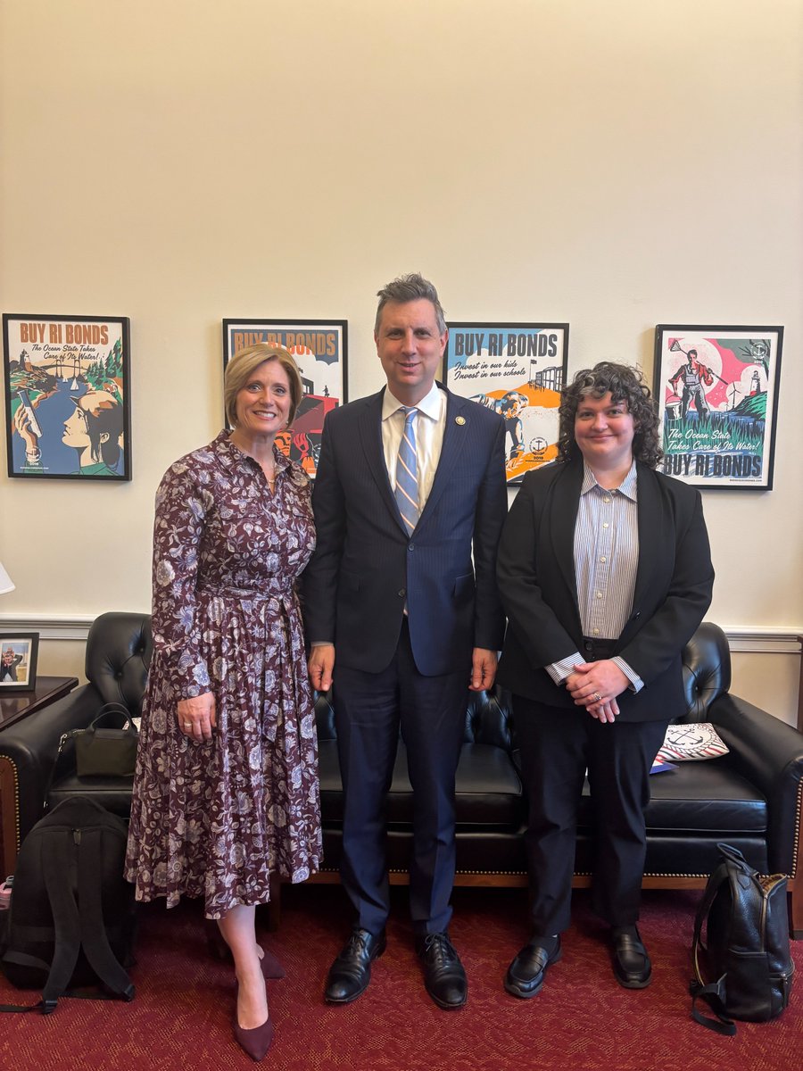 Congressman Seth Magaziner tweet media