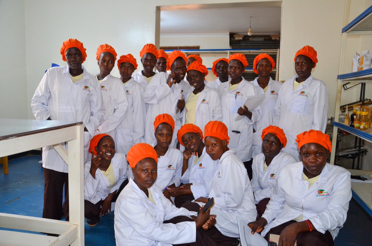 gudie_farm's tweet image. Our SIYEP Cohort 4 condiments trainees visited Community Women's Enterprise Network (CWEN) to learn how to turn condiment-making into a profitable venture. A day of hands-on learning, inspiration, and enterprise-building. #youthempowerment #womensempowerment #YoungAfricaWorks
