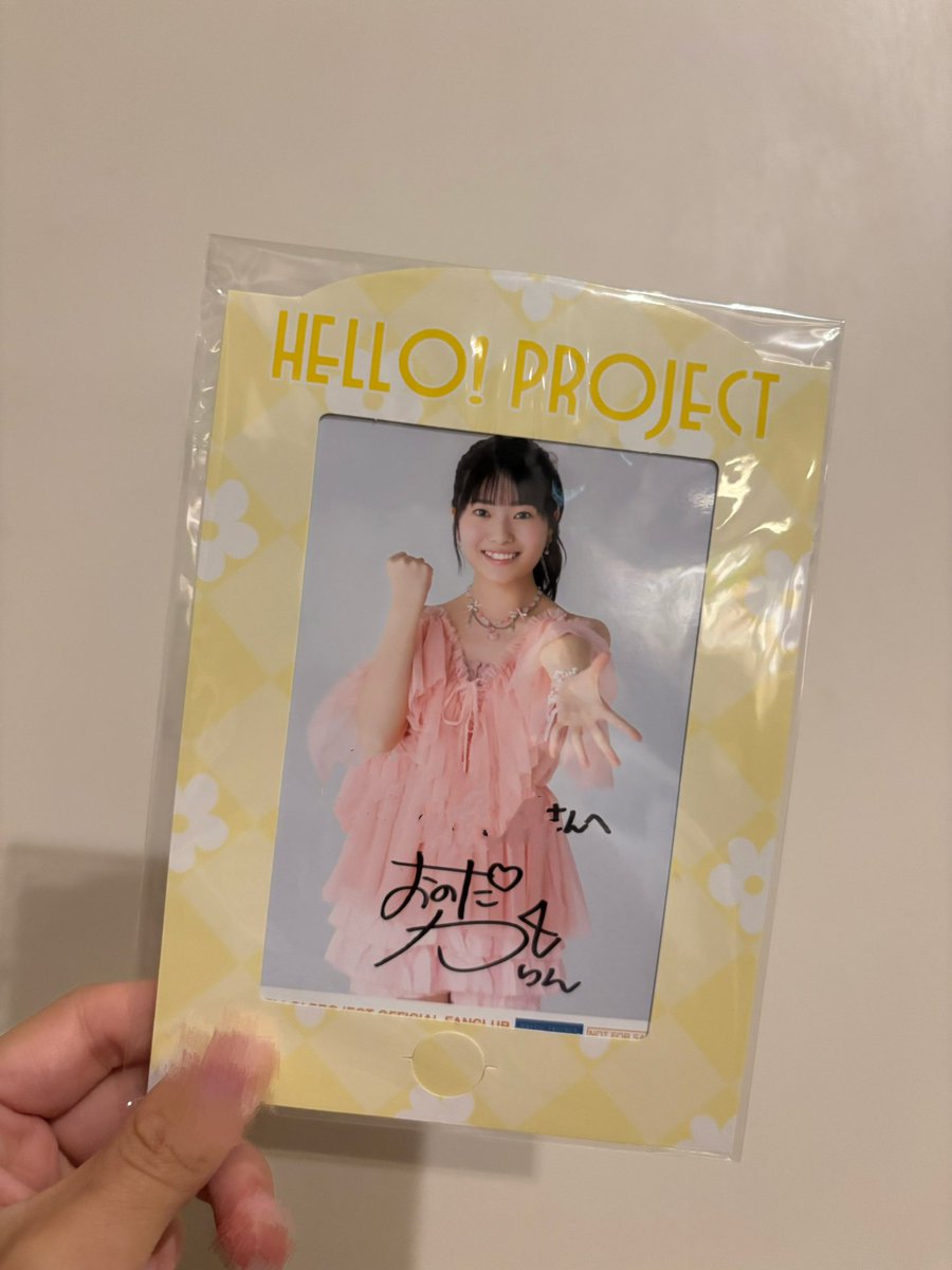 1️⃣ tweet media