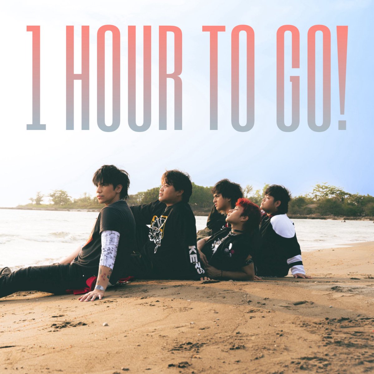 cupofjoemusic's tweet photo. 1 hour to go! 💙🧡 #COJSandaliEP 

Pre-save link: https://t.co/jMykjPezU5 https://t.co/vv95uIsSEf
