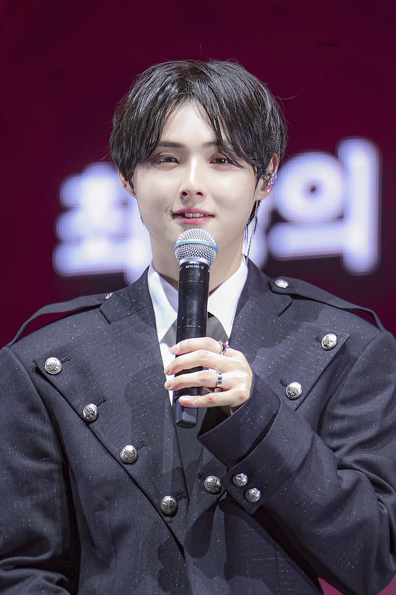 독규_J tweet media