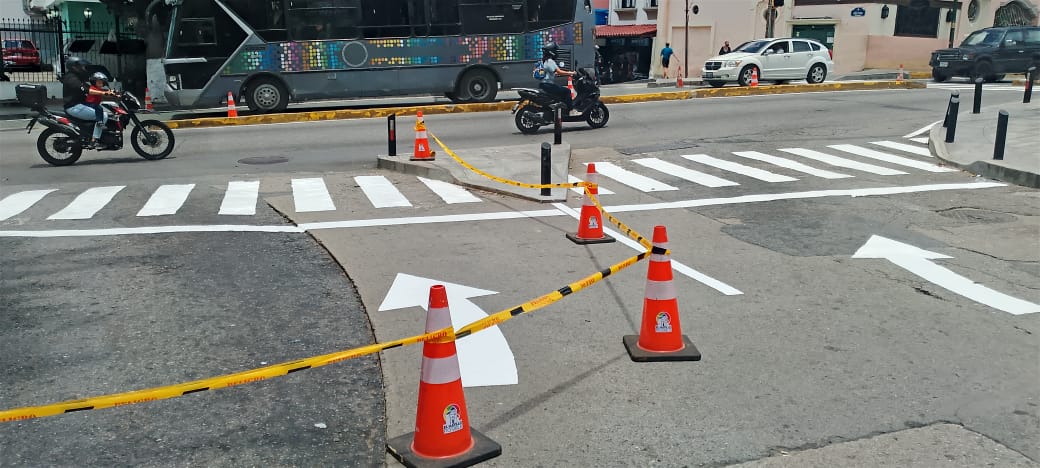 Alcaldía El Hatillo tweet media