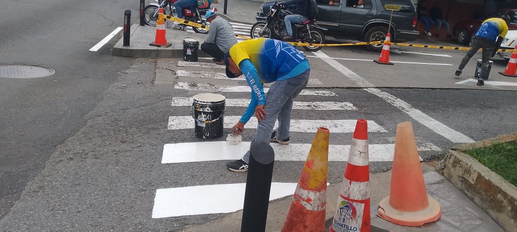Alcaldía El Hatillo tweet media