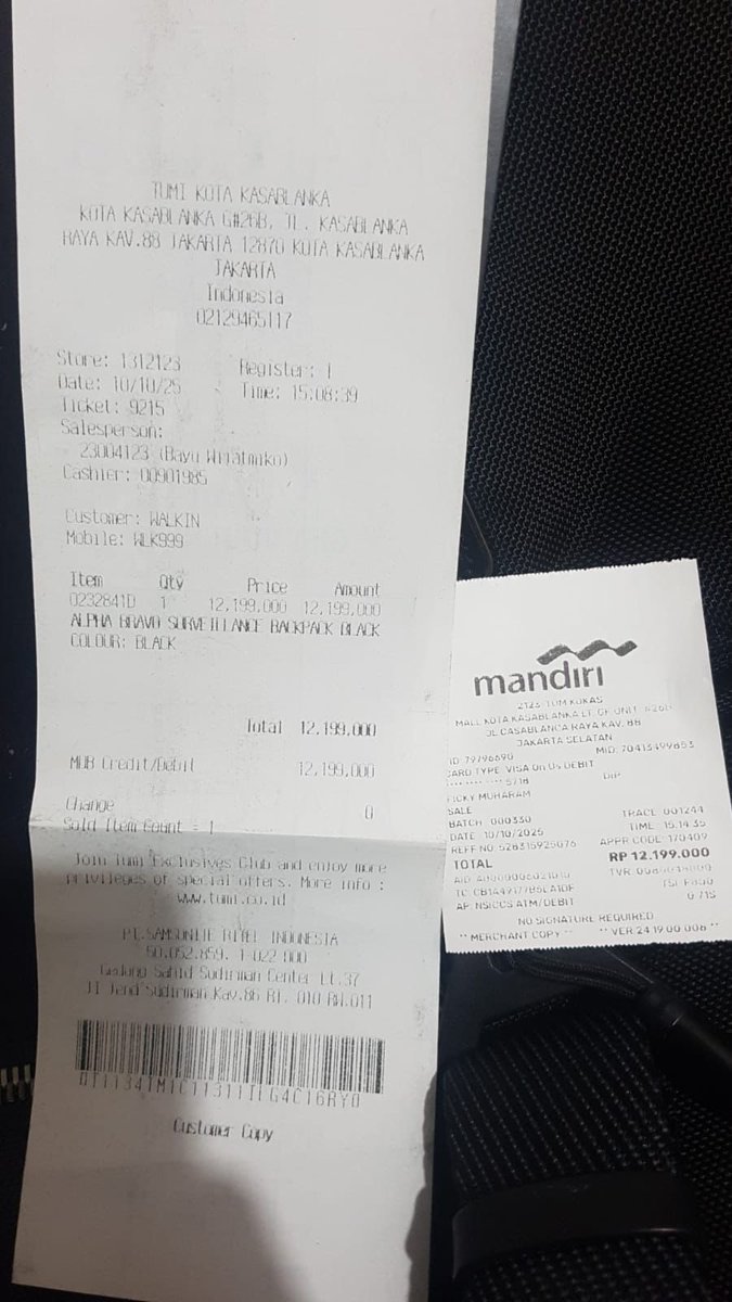 unhoelli's tweet image. #wts backpack brand TUMI. harga beli 12jt, mau jual cepat 9jt aja !! #tumi #backpack #jualcepat
