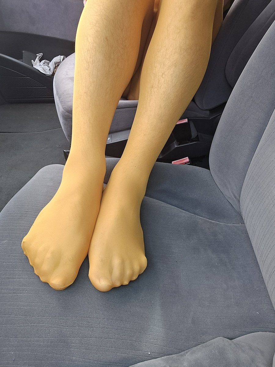 en_collant's tweet photo. #collant #nylon #ナイロン #タイツ #pantyhose #パンストフェチ https://t.co/WvOHRO8lsr