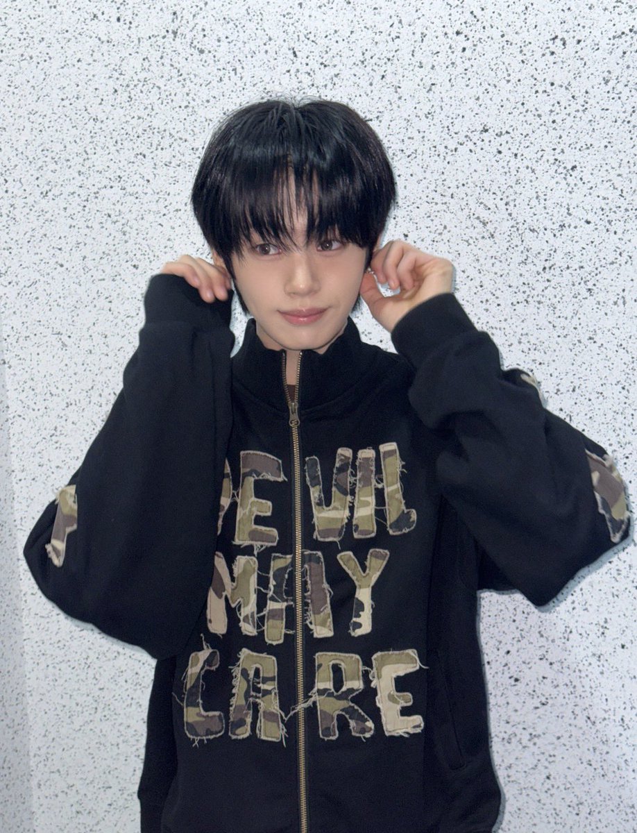예운⭐️ tweet media