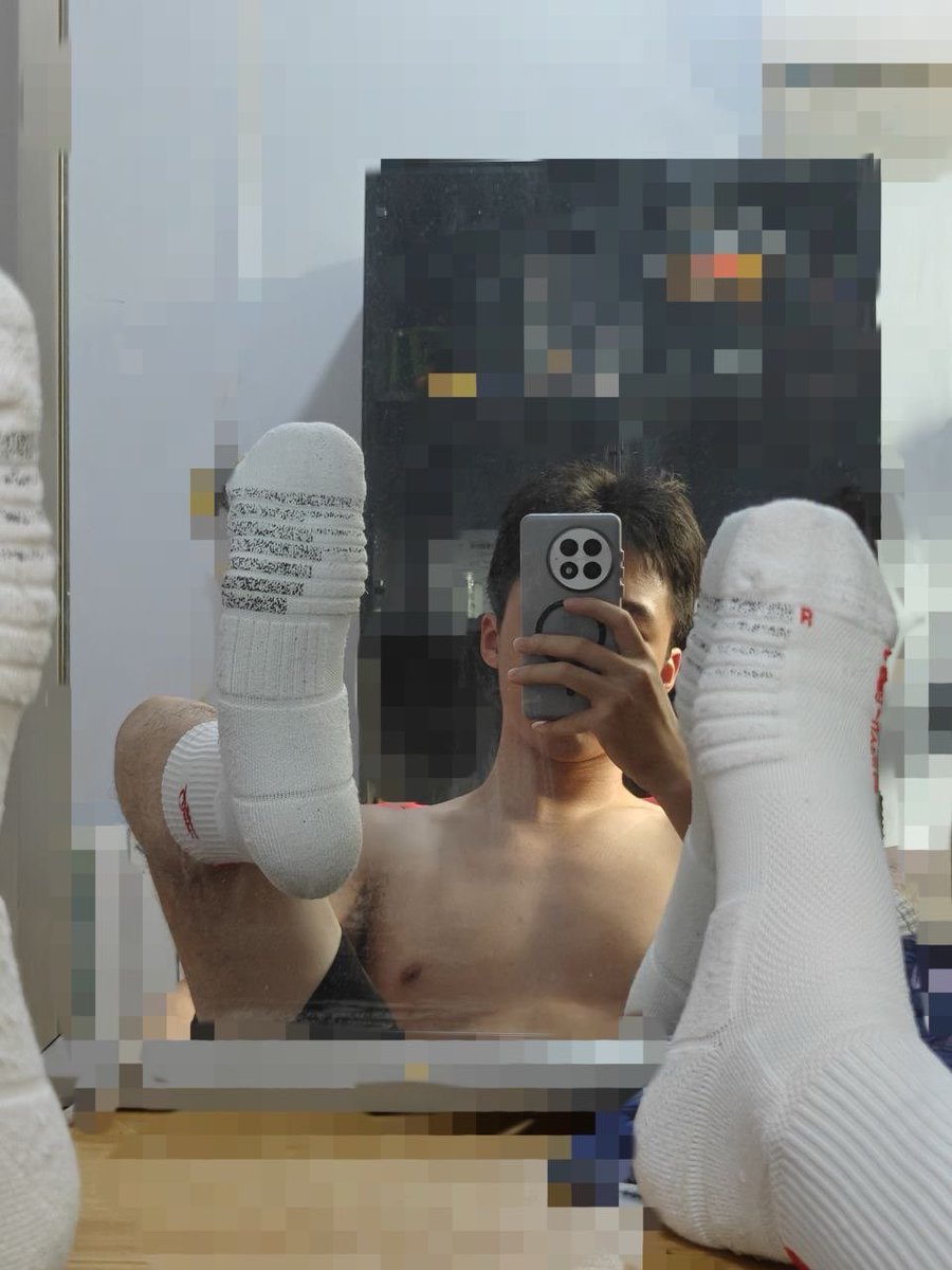 亦与 ｜ 🌈脱单机构 tweet media