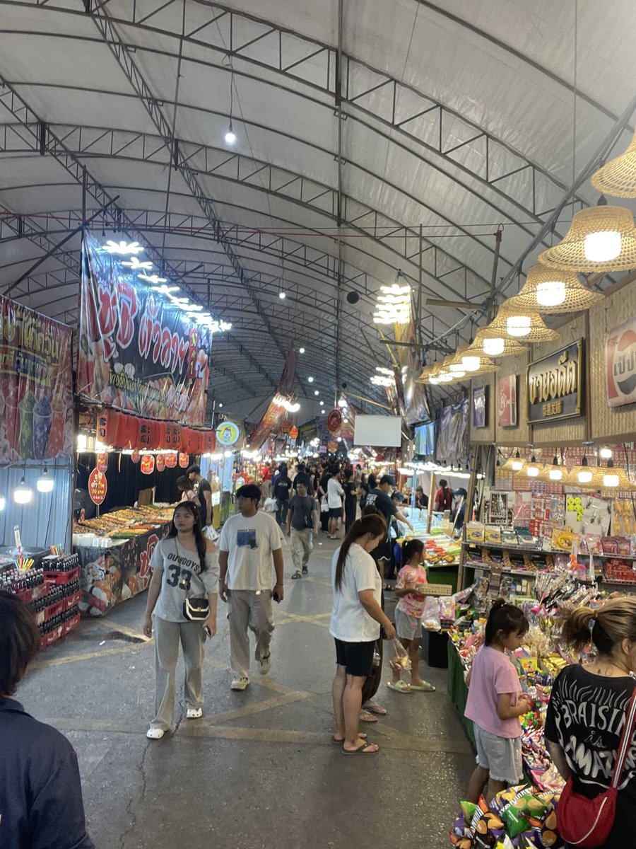 KimIndy16's tweet photo. หิวๆ https://t.co/CPll34bJEO