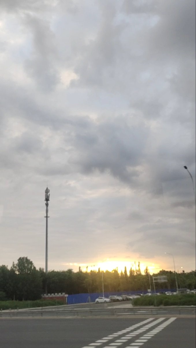 Aleksey tweet media