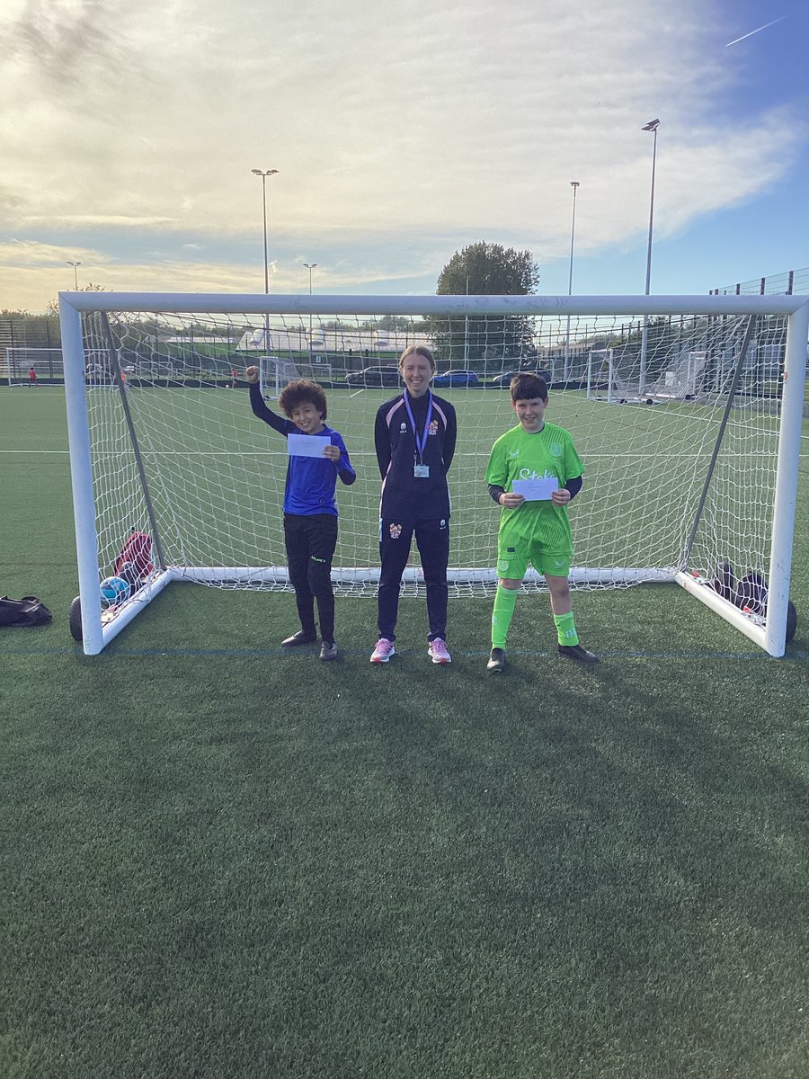TRFCCommunity's tweet image. 🎟️As part of the #NatesTickets programme we have given tickets to Saturday's match against Grimsby to participants of our Football Sessions at Shaftesbury Youth Club and Bidston Sports and Activity Centre.

#TRFC #SWA #PLKicks | @PLCommunities @MerseyPolice
