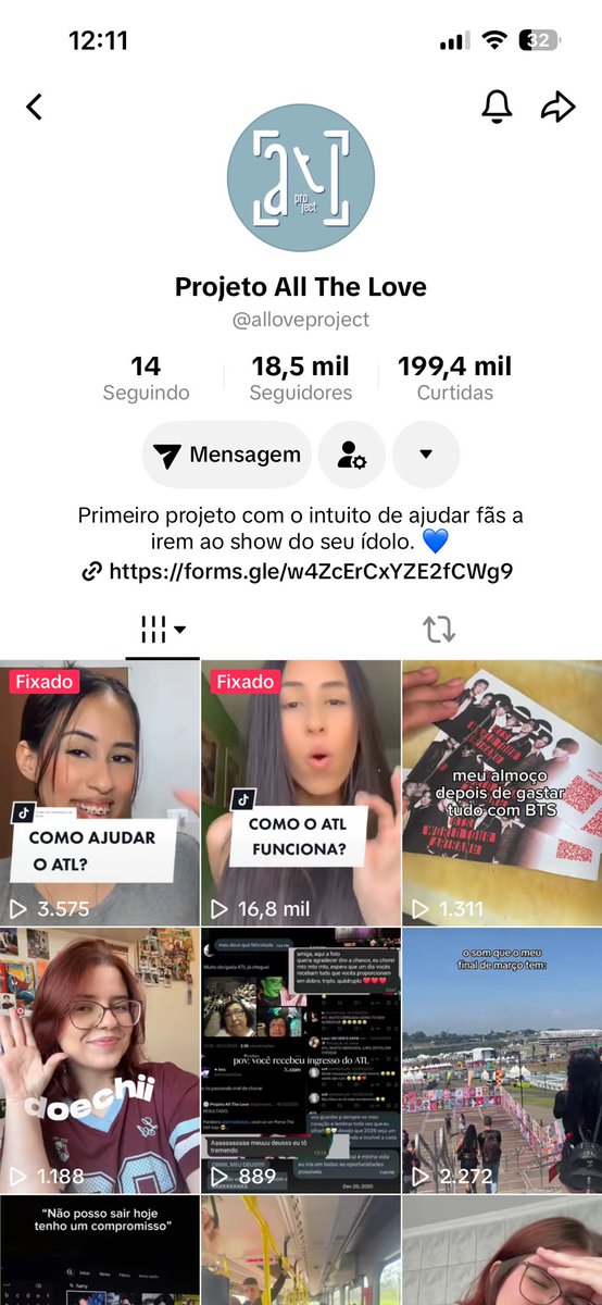 paola tweet media