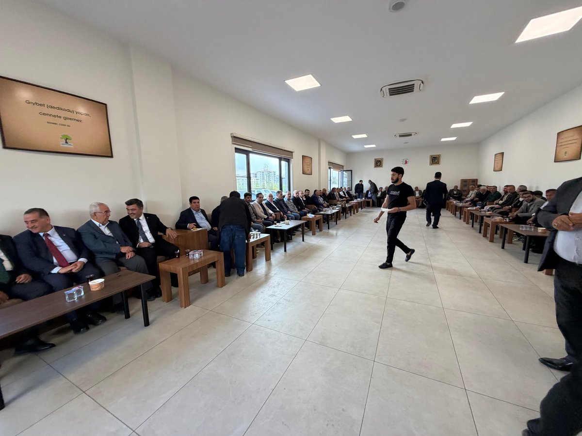 AK Parti Şahinbey tweet media