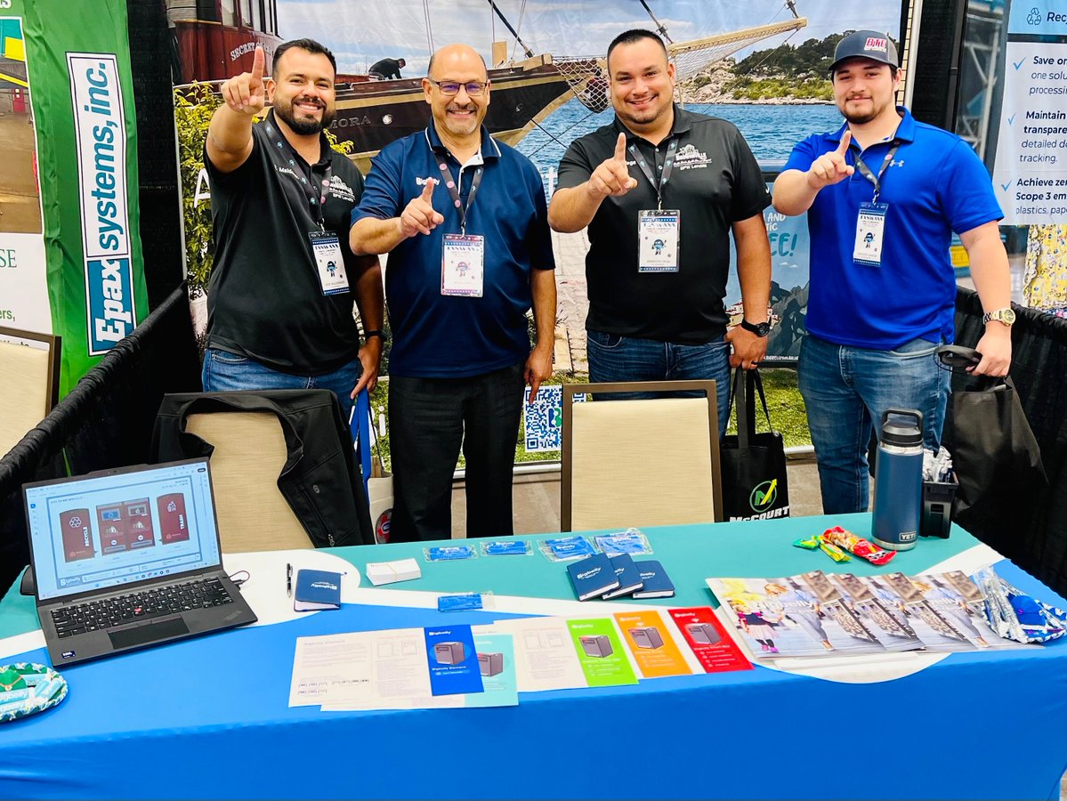 Bigbelly_bins's tweet image. 🤠🌎⭐ Everything’s Bigger in Texas—and so were the conversations.

Great week at #Tx @SWANA connecting with leaders.

Highlight: welcoming the @CityofBrownsville as a new @Bigbelly_bins customer.

💡 Cleaner spaces don’t just happen—they’re built. 🌵

 #AllTogetherBetter