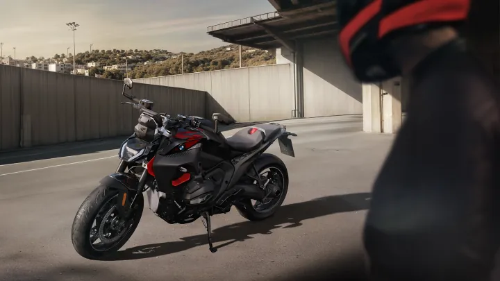 MoreMotorcycles's tweet image. 2026 #BMW R 1300 R

🧵
1