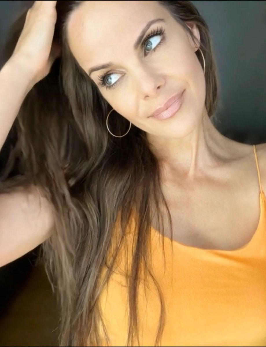 🌸simplycanadian🌸 tweet media