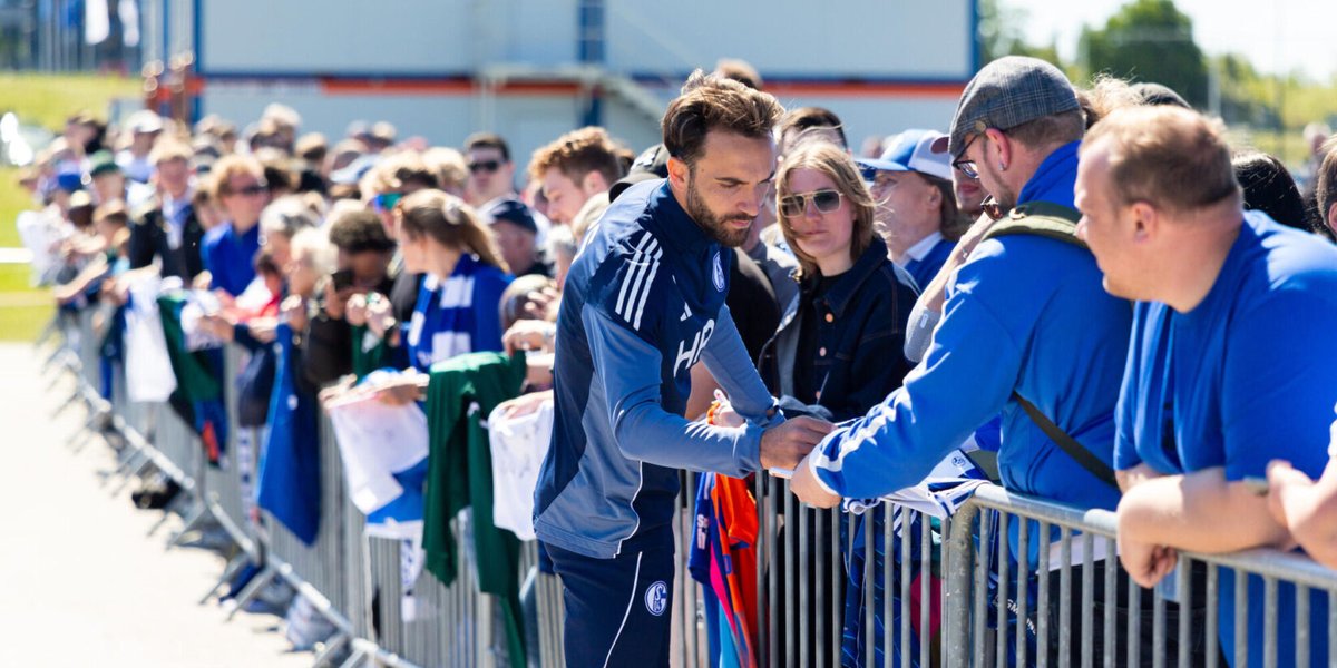 Ruhr Nachrichten S04 tweet media