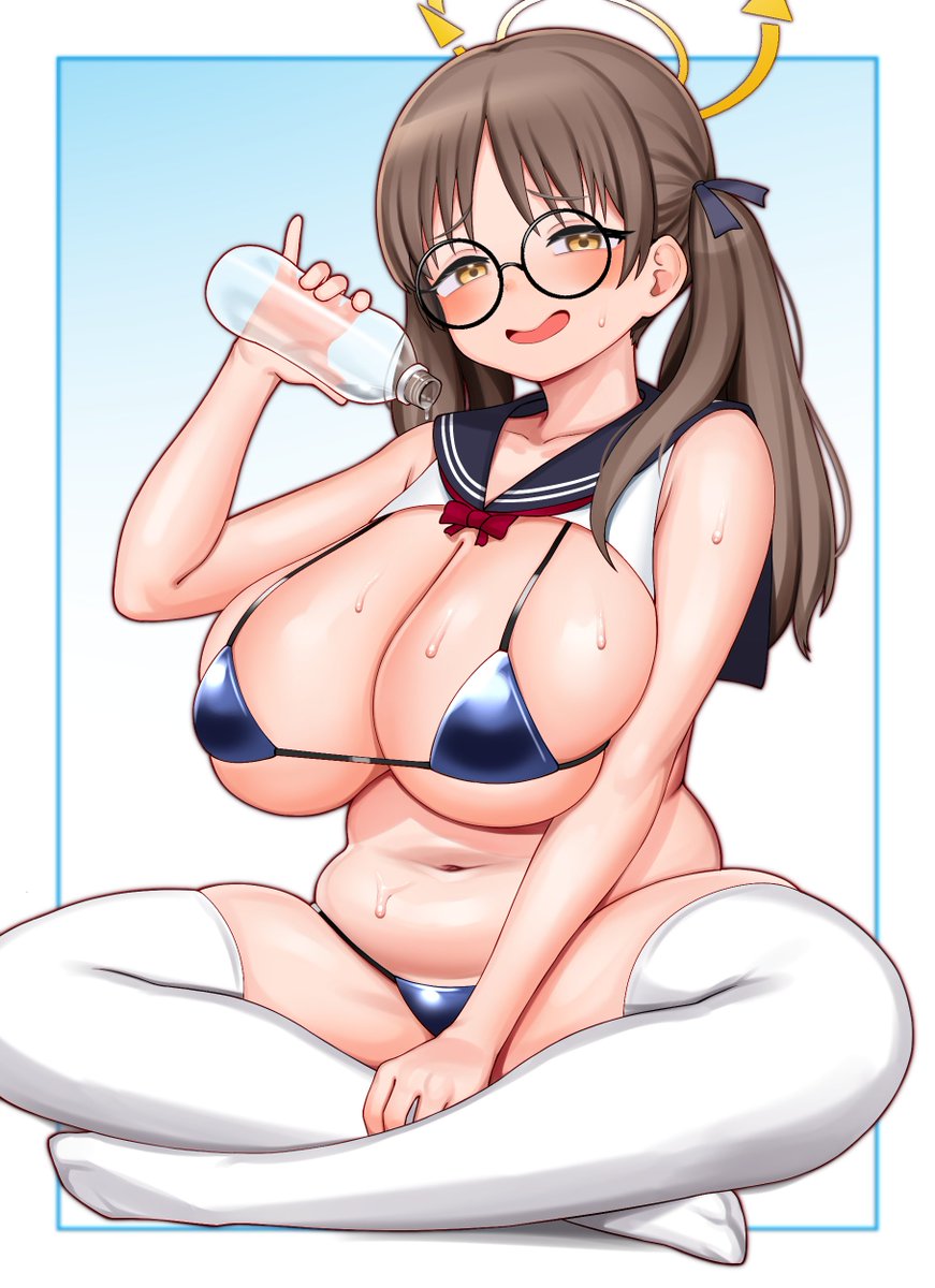 水着モエ 