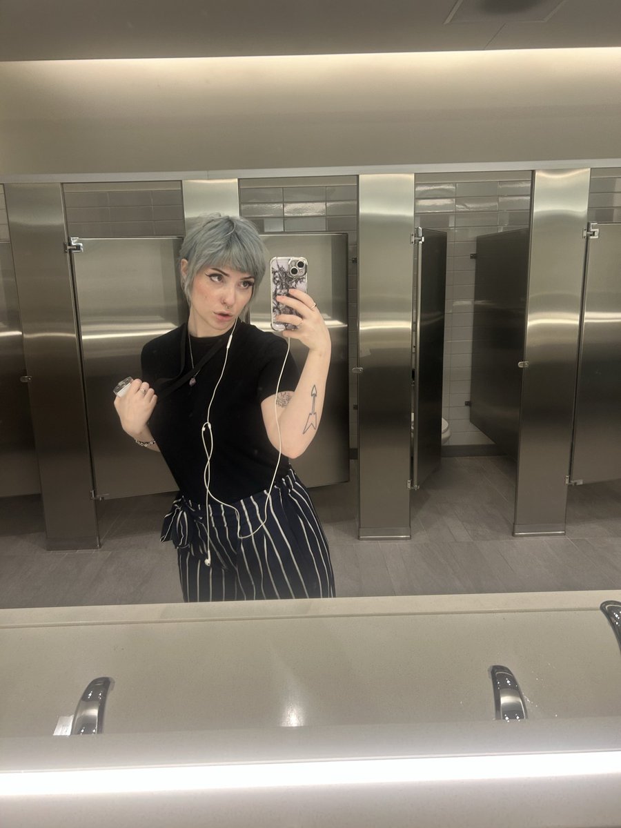 boss stopped me in the hall way and said i'm serving too much cunt