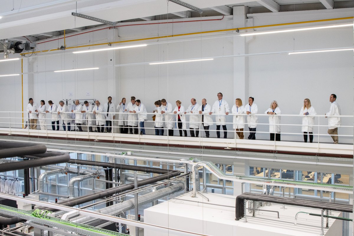 CIDETEC_'s tweet photo. 🌍 🤝 CIDETEC had the pleasure of welcoming a high-level delegation from the region of Upper Austria, made up of more than 20 representatives from public institutions, industry and R&amp;D organizations.

👋Vielen Dank für Ihren Besuch und den wertvollen Austausch!

#GreenFuture https://t.co/b8KB0rPHNn