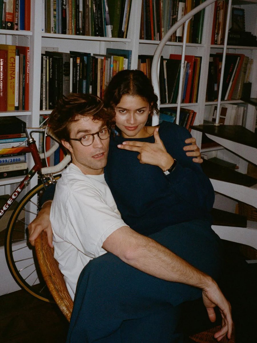 Robert Pattinson Photos | Fansite tweet media