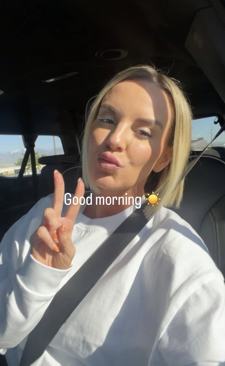 thepollyparker's tweet image. Have a fantastic day ladies! #LoT🏙️