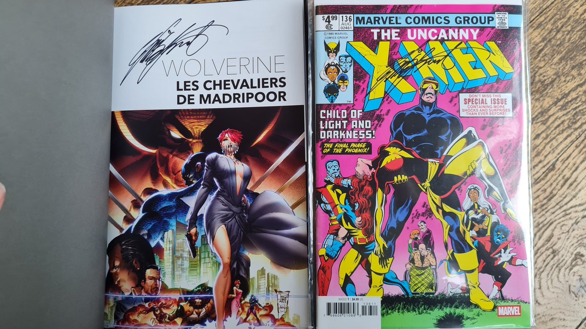 Skylanda292's tweet photo. CHRIS CLAREMONT JE T'AIME OMGGGG. Bon j'ai pu dire “Hello, nice to meet you” avant de baver partout et devenir tout rouge. Jvoulais lui dire son importance qu'il a eu dans mon parcours et le fait que je suis tjr entrain de lire son immense run. Mais azy 😭🙏 trop sympa en tt cas https://t.co/jmBX5riZSv