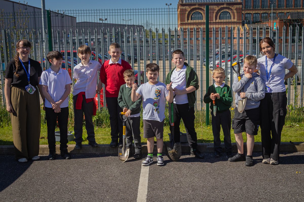 Halcyon Way School tweet media