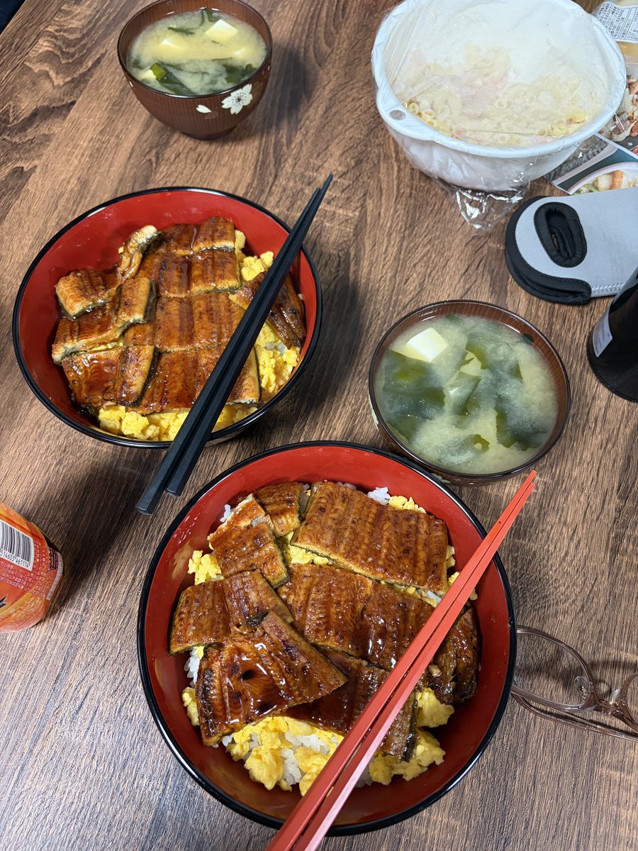 しずく🍑 ®️a.k.a ΑΦΡΟΔΙΤΗ tweet media