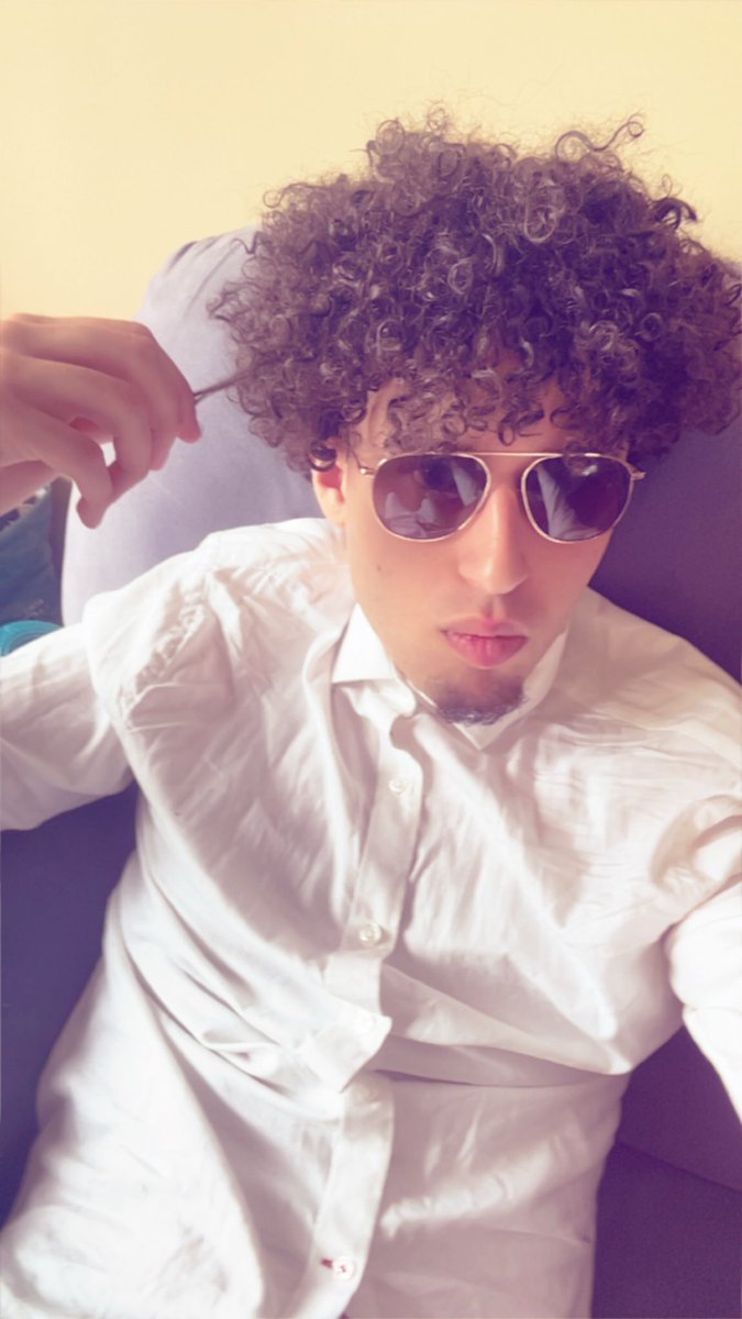 1ghilas_'s tweet image. off duty 😝 #prettyboy #model