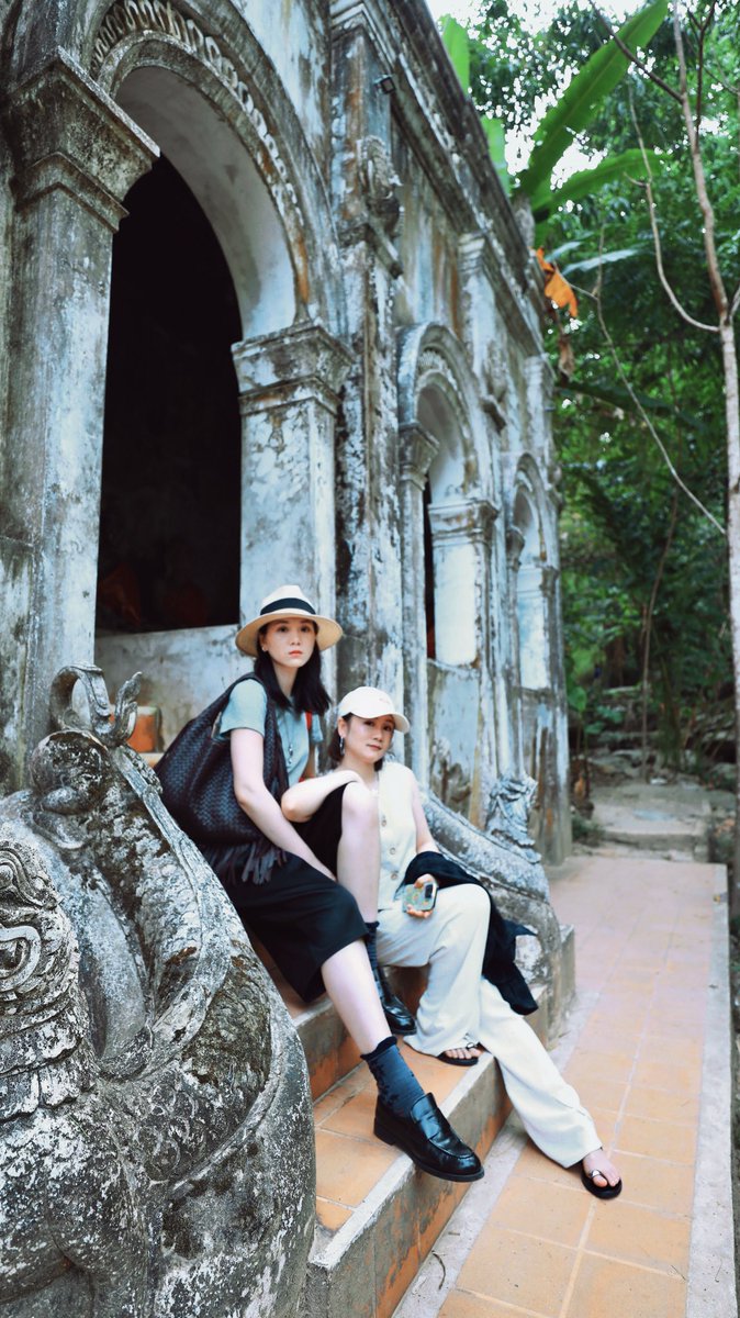CC28494815's tweet photo. Your photographer has been “stolen” by us for a bit ，so your photos will be sent a few days later.  5555 …
@film_tnp20 https://t.co/xHMpMLW7B2