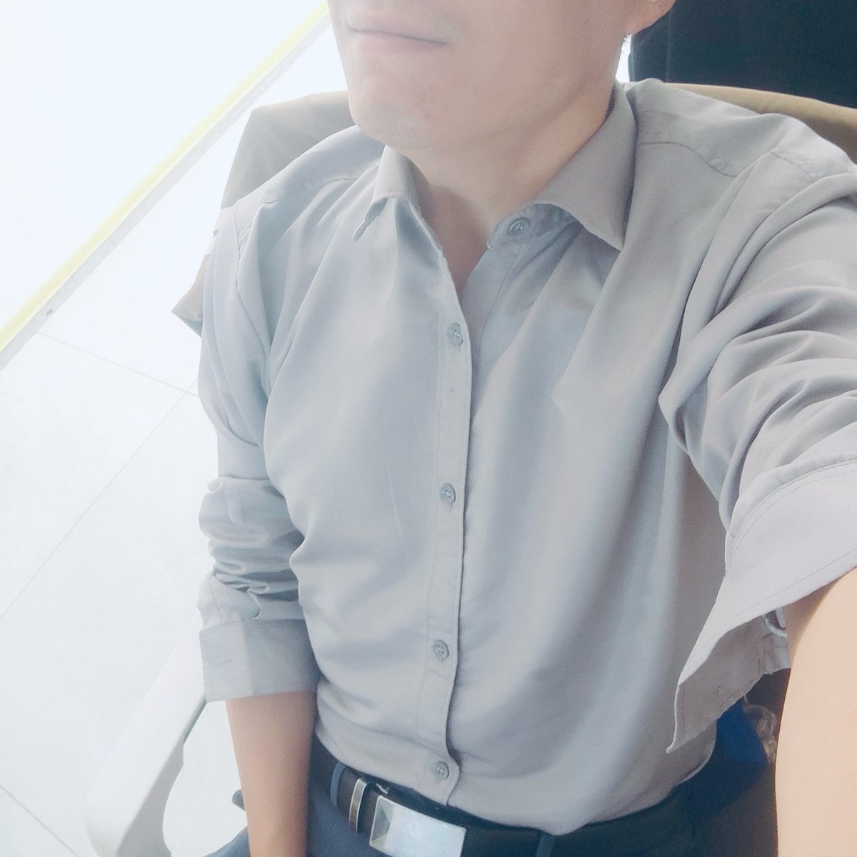 工作装也掩不住渴望的温柔蜜意^_^