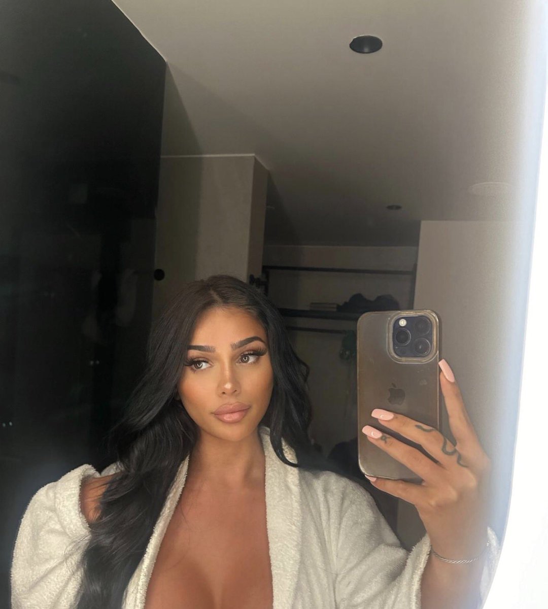 Mia 🏳️‍⚧️ tweet media