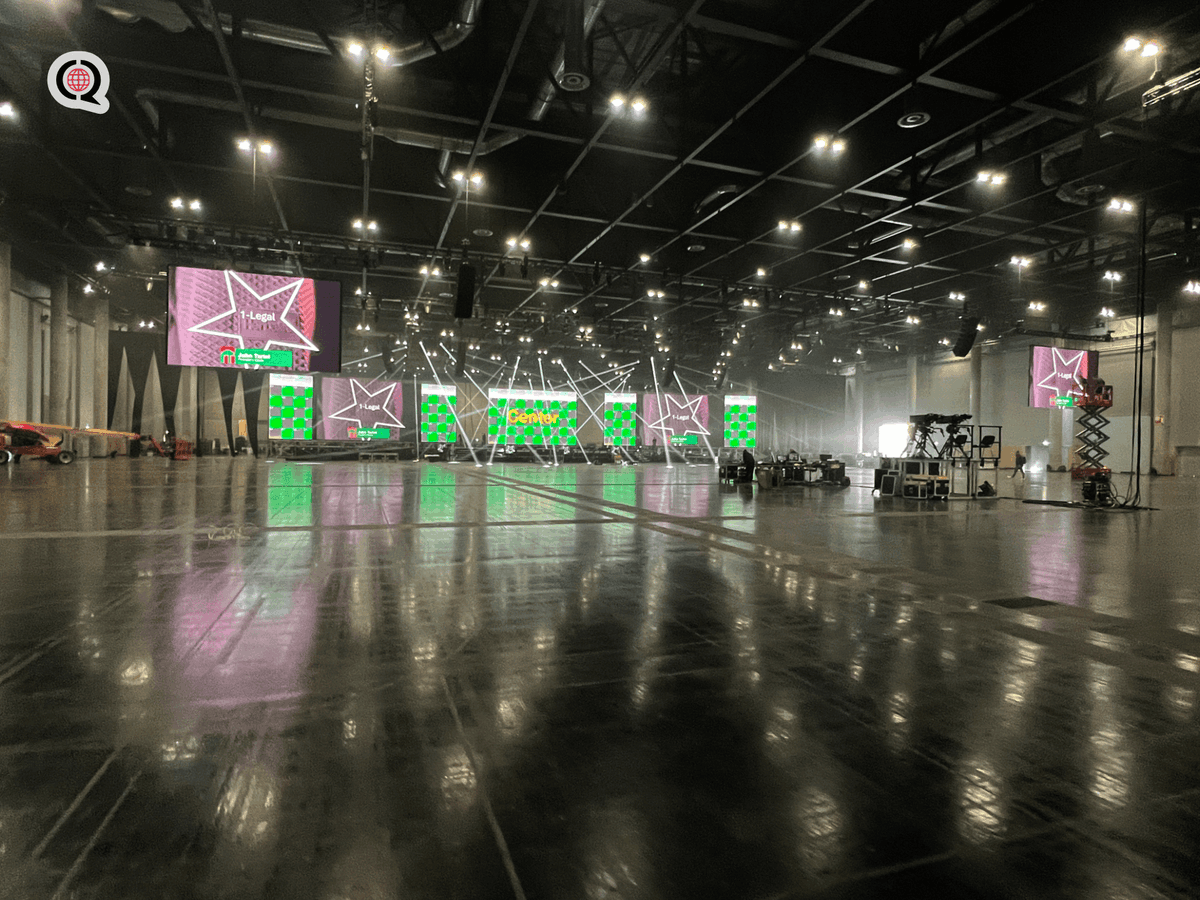 ConferenceRent's tweet photo. What does it take to run 28 languages across 3 venues? 🤔

Behind the scenes in Vienna, an international team coordinated remote interpretation workflows, audio distribution and conference microphone systems across a full week of events. https://t.co/MspSnQkGTY
