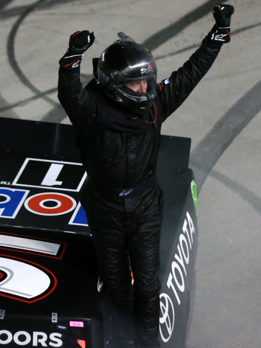 NASCAR CRAFTSMAN Trucks tweet media