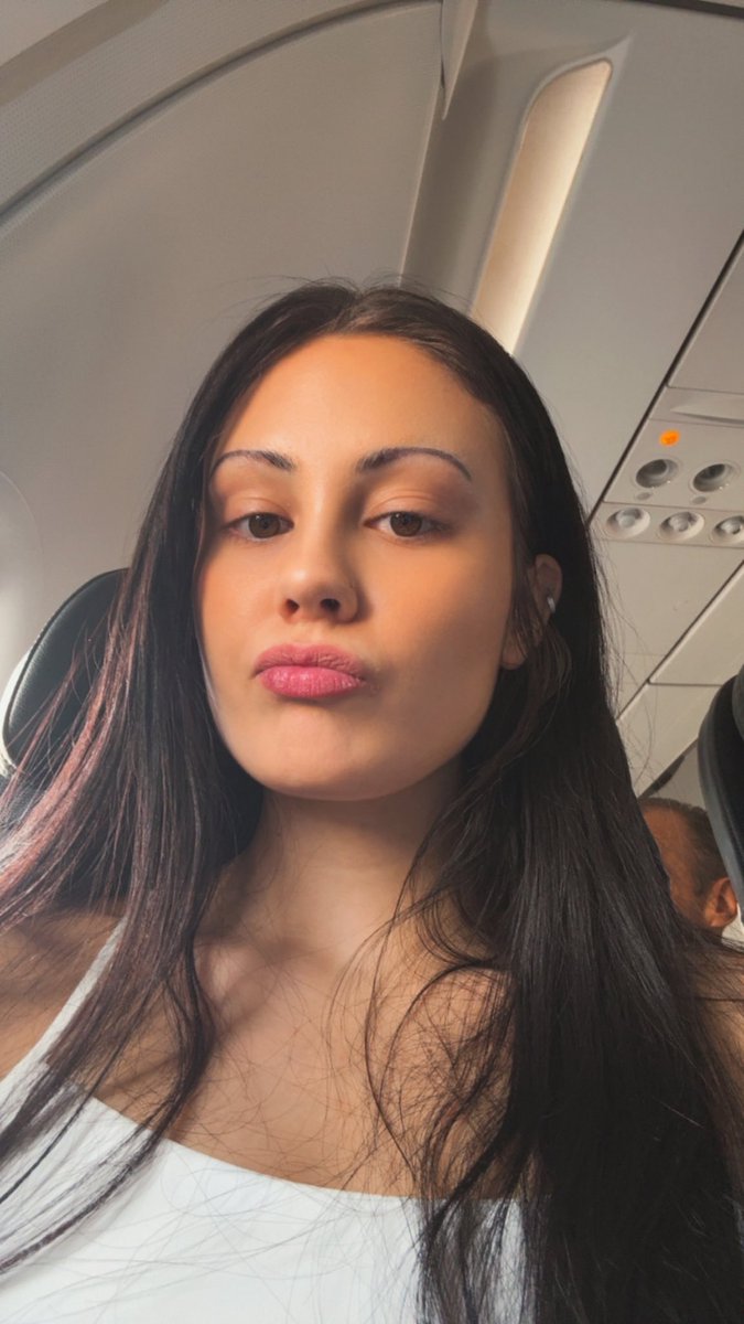 makenzie SEES DEMI TMR tweet media