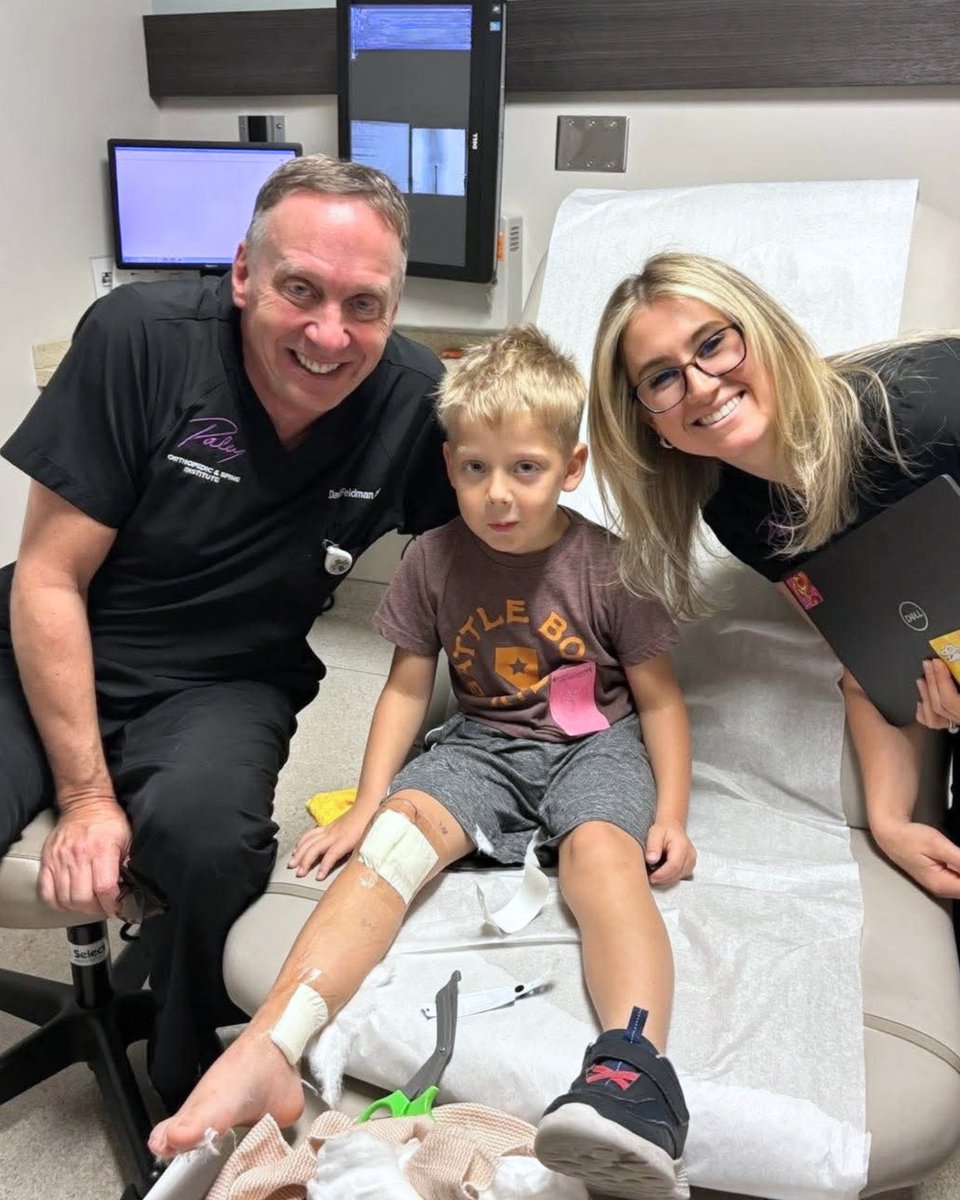 davidsfeldmanmd's tweet photo. I’ve known Emmett longer than he can remember - since he was a baby, before there was a plan.

Congenital Pseudarthrosis of the Tibia (CPT): where bone doesn’t reliably become bone.

Five surgeries in. Back for follow-up. https://t.co/Sx7o09URJw