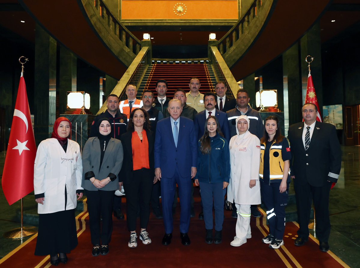 Prof. Dr. Vedat Işıkhan tweet media