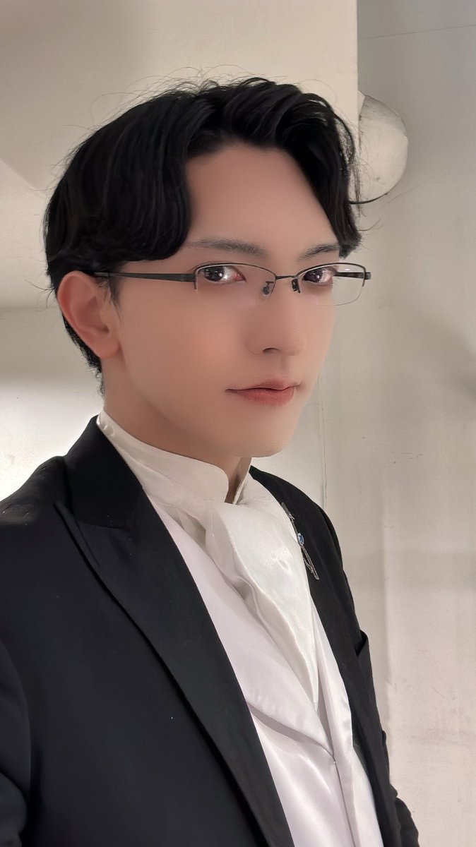 sw_kumagawa's tweet photo. アンスリウムの日は歌と真摯に向き合う時間とはしゃぎ倒す時間が混在して終わったあとに不思議な感覚になります。

お楽しみいただけていたらなによりでございます。 https://t.co/6ZDP0qhPum